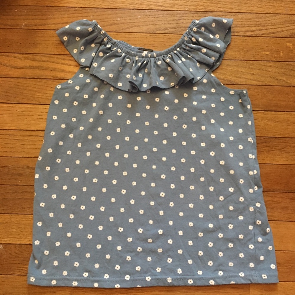 🌻2 for $12 shirts🌻 Cute flower top 🦋